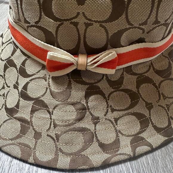 Coach Classic Signature C with Bow Bucket Hat - Picture 2 of 7